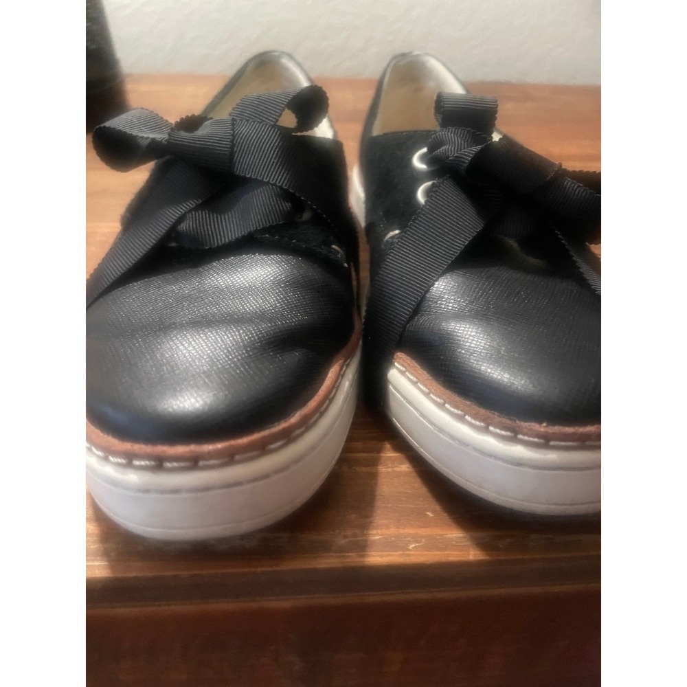 UGG Carilyn Leather‎ & Suede Lace Sneaker